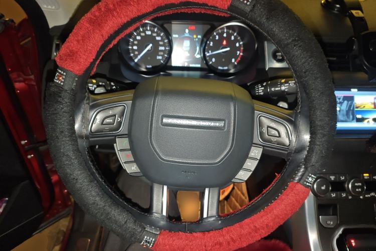 Used Land Rover Range Rover Evoque 2017 2.0T SE Smart Glow Edition
