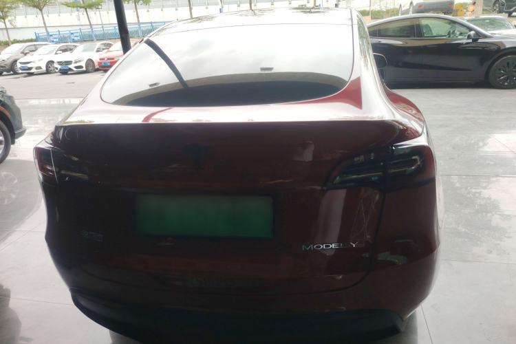 Used Tesla Model Y 2021 Long-Range All-Wheel-Drive Version