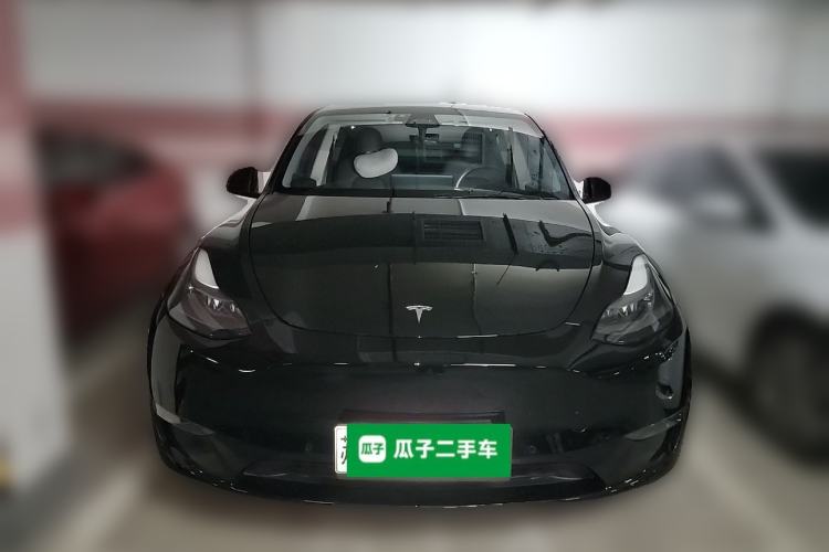 Used Tesla Model Y 2022 Long-Range All-Wheel-Drive Version Front