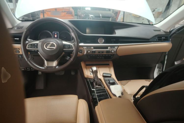 Used Lexus ES 2015 200 Elite Edition