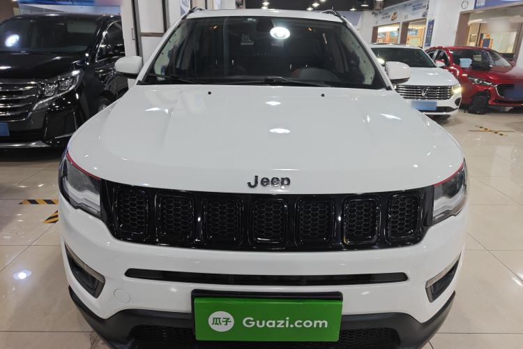 Used Jeep Compass 2019 220T Automatic Family Edition
