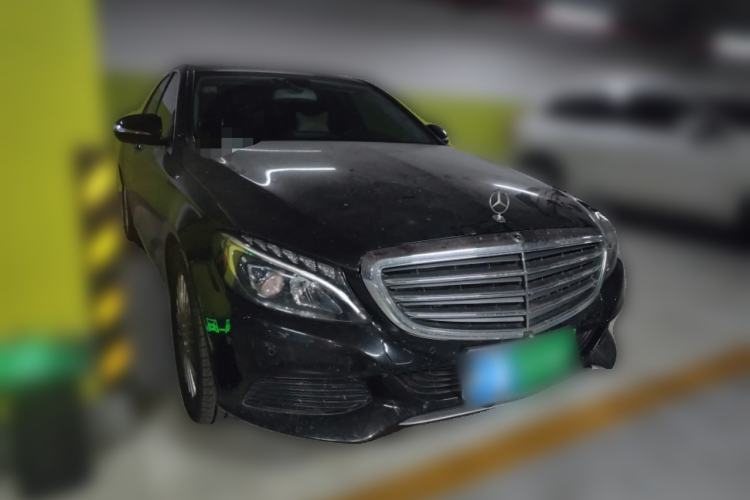 Used Mercedes-Benz C-Class 2017 Facelifted C 180 L Stylish Edition Front Right 45 Deg