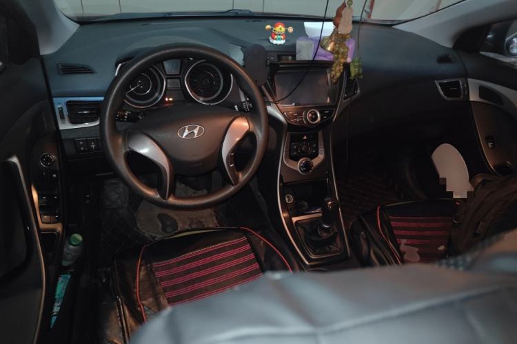 Used Hyundai Elantra (5th Generation / Langdong) 2012 1.6L Manual Leading Model
