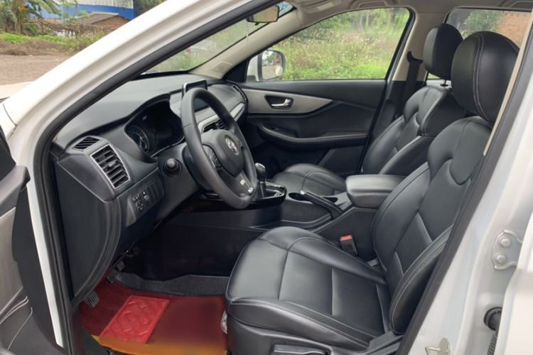 Used Dongfeng Fengon S560 2018 1.8L Manual Urban Model 7 Seats Left Front Seat