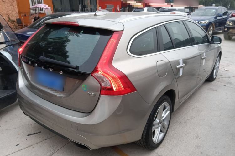 Used Volvo V60 2015 T5 Zhiya Edition