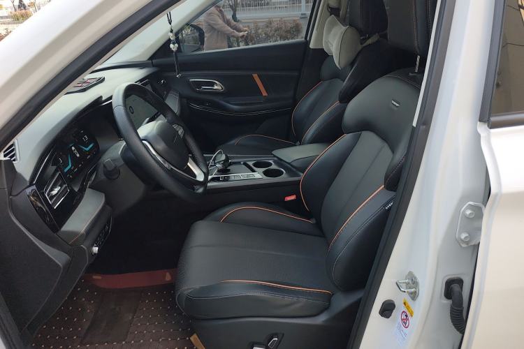 Used CHANGAN OSHAN X7 PLUS 2022 1.5T Blue Whale Edition Automatic Geeker Navigation Model Left Front Seat