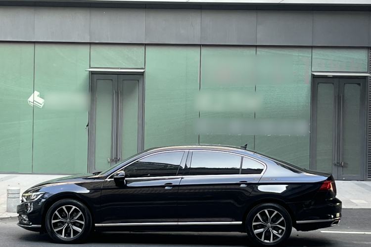 Used Volkswagen Magotan 2020 330TSI DSG Leading Model
