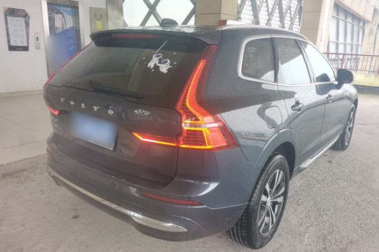 Used Volvo XC60 2023 B5 4x4 Smart Luxury Edition
