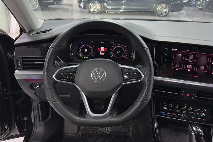Used Volkswagen Passat New Energy 2022 430 PHEV Hybrid Luxury Edition Steering Wheel