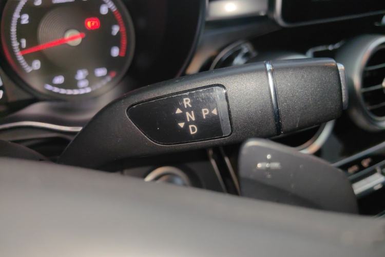 Used Mercedes-Benz GLC 2017 GLC 260 4MATIC Luxury Model