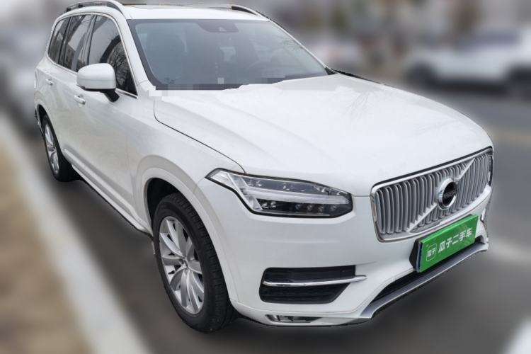 Used Volvo XC90 2018 T6 Zhiyi Edition 7-Seater Front Right 45 Deg