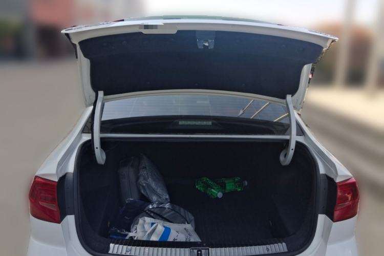 Used Volkswagen Bora 2018 1.5L Automatic Fashion Model Trunk