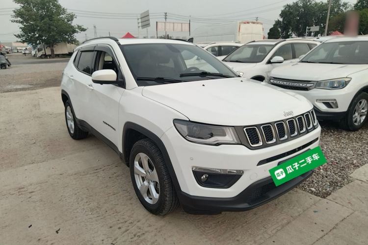 Used Jeep Compass 2019 220T Automatic Enjoyment Version Front Right 45 Deg