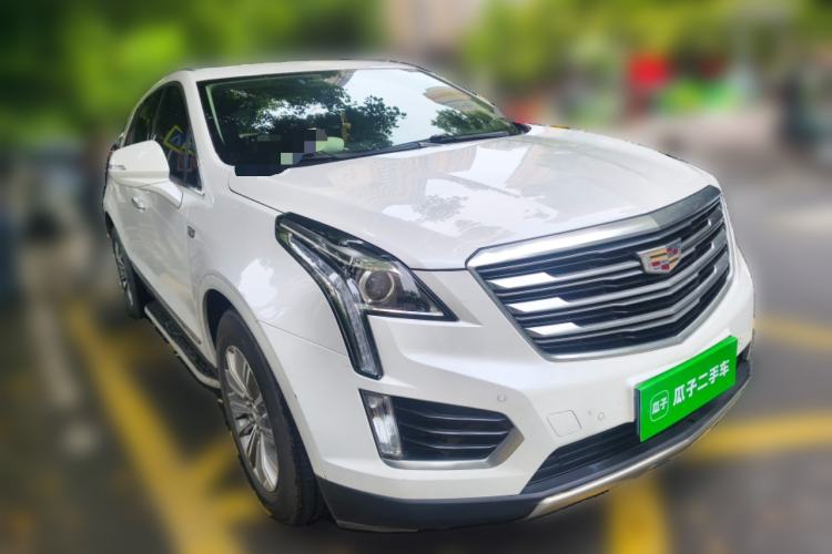 Used Cadillac XT5 2018 25T Luxury Model Front Right 45 Deg