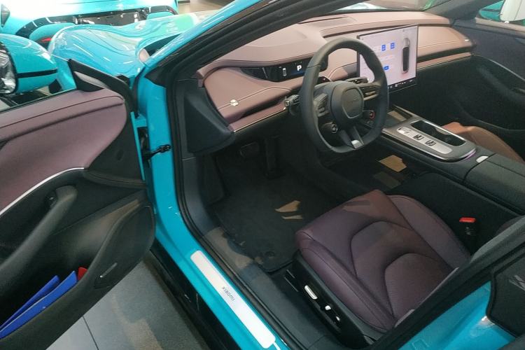 Used Xiaomi Auto SU7 2024 Rear-Drive Long-Range Intelligent Driving Version