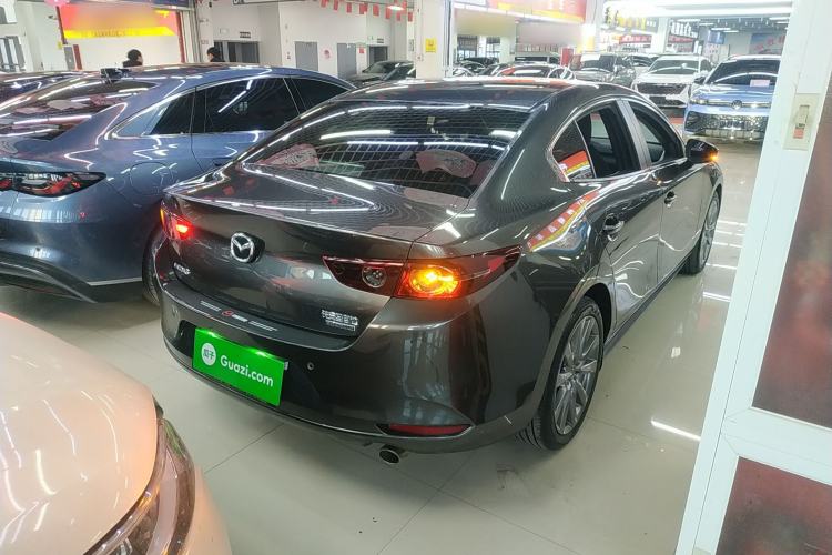 Used Mazda Mazda 3 Axela 2023 2.0L Automatic ZhiXuan Edition
