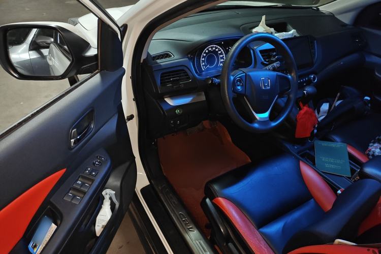 Used Honda CR-V 2015 2.0L two-wheel drive urban version Driver Seat