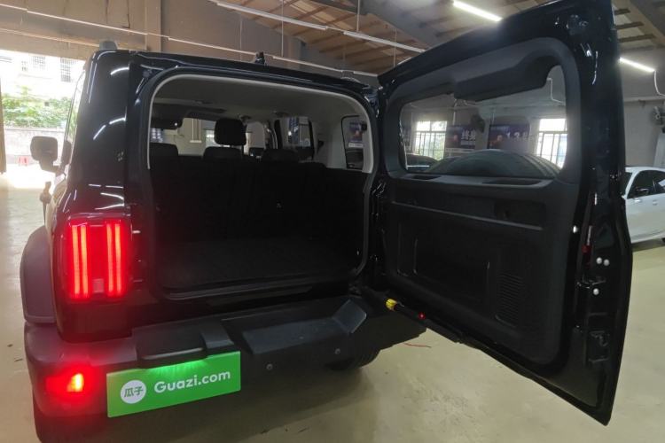 Used Tank 300 2021 Off-Road Edition 2.0T Challenger Trunk