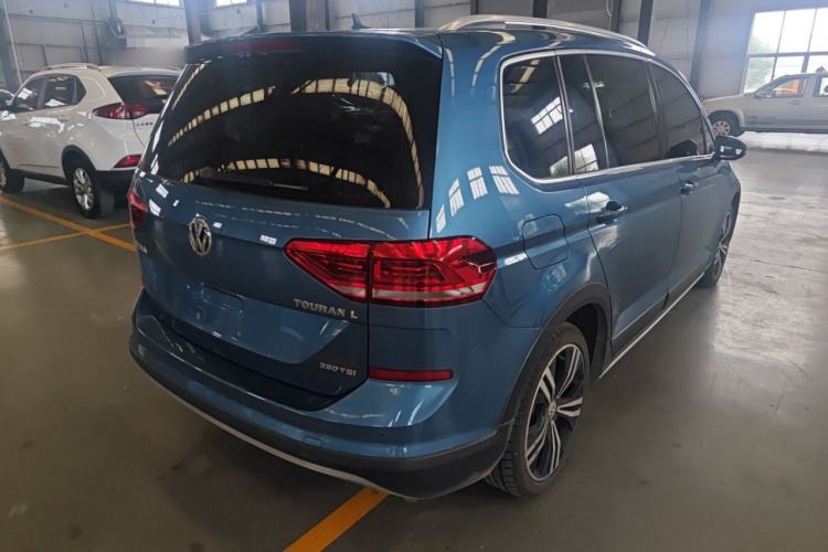 Used Volkswagen Touran 2021 Volkswagen Touran L 280TSI DSG Boundary Edition 7-Seater