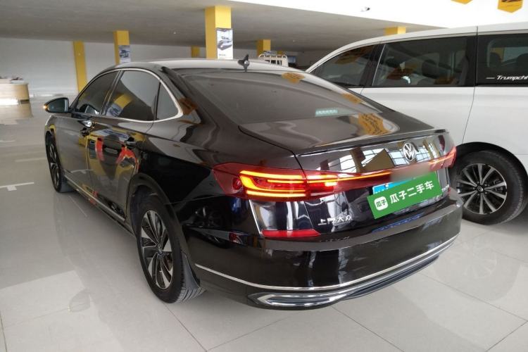 Used Volkswagen Passat 2022 330TSI Elite Edition Custom Version