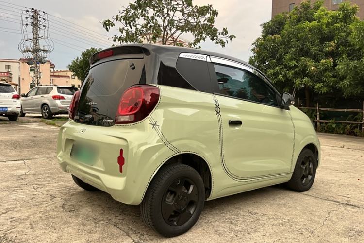 Used Roewe Clever 2021 302 km New Four-Seater Super-Efficient Version