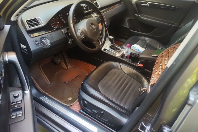 Used Volkswagen Magotan 2015 1.8TSI Luxury Model Driver Seat