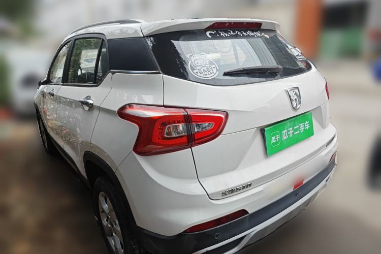 Used Baojun 510 2017 1.5L Manual Fashion Model

