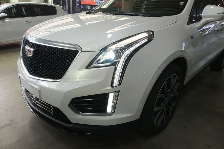 Used Cadillac XT5 2022 2.0T Four-Wheel Drive Premium Edition Left Front Headlight