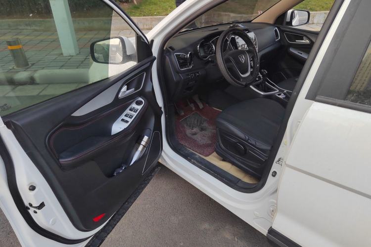 Used Baojun 560 2016 1.5T Manual Comfort Edition
