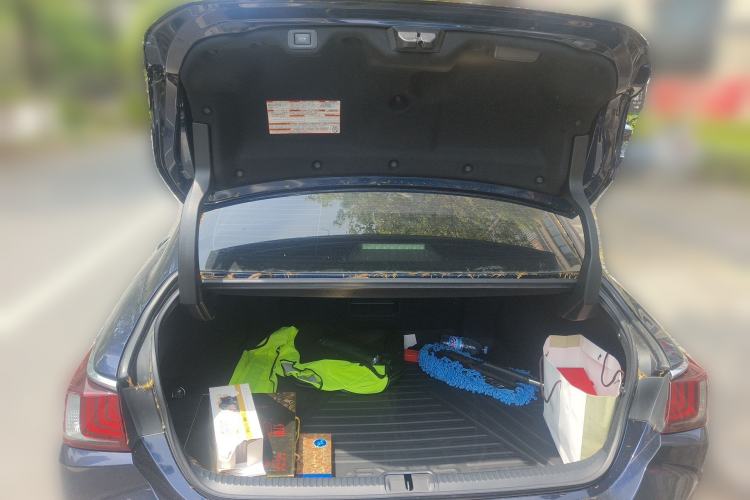 Used Lexus ES 2021 300h Executive Edition
