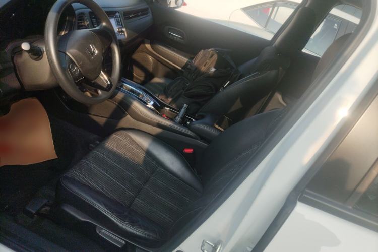 Used Honda Vezel 2016 1.8L CVT Front-Wheel Drive Pioneer Edition