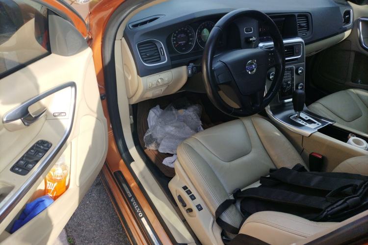 Used Volvo S60 2012 1.6T DRIVe Comfort Edition Driver Seat