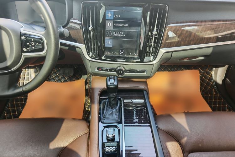 Used Volvo S90 2018 T5 Zhiyuan Edition
