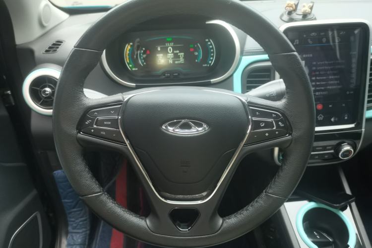 Used Chery QQ Little Ant 2021 200 000-Yuan Ant Fan Edition Talent Version NMC Battery 301 km Steering Wheel