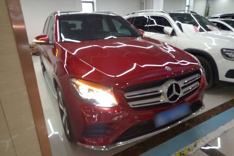 Used Mercedes-Benz GLC 2018 GLC 260 4MATIC Luxury Model
