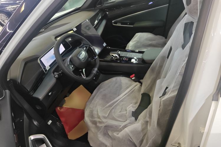 Used Geely Auto Emgrand X7 Sport 2024 1.5TD Smart Connect+
