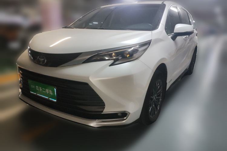 Used Toyota Sienna 2021 2.5L Hybrid Premium Edition
