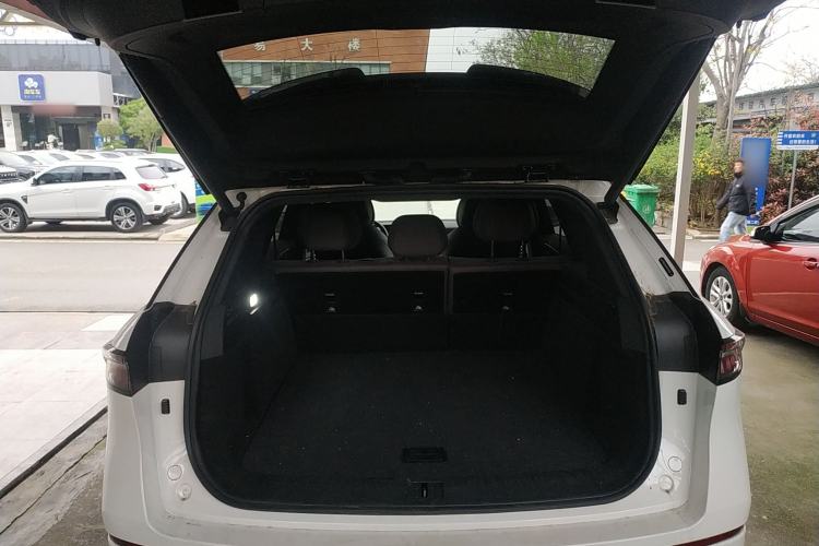 Used Chery Tiggo 9 2025 2.0T Automatic Two-Wheel Drive Luxury Edition 5 Seats