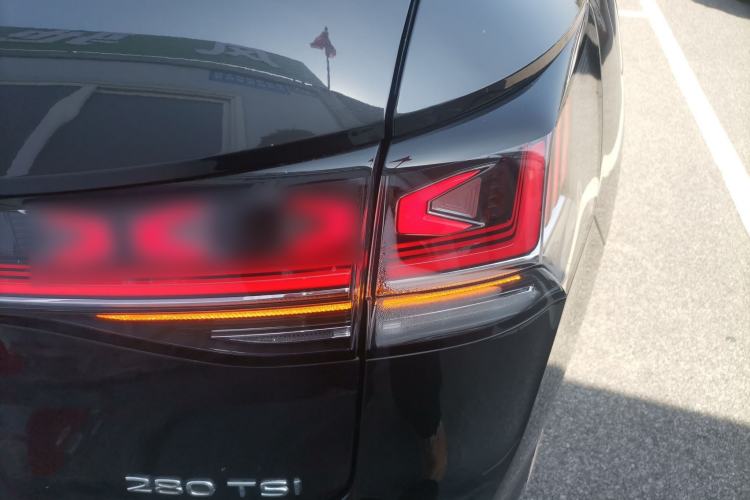 Used Volkswagen Tayron 2023 280TSI Two-Wheel-Drive Luxury Plus Advanced Version Exterior 3