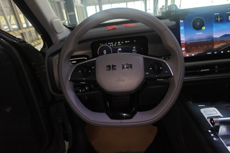 Used BAIC Off-Road BJ30 2024 1.5T Magic Electric Drive Advanced Version Steering Wheel