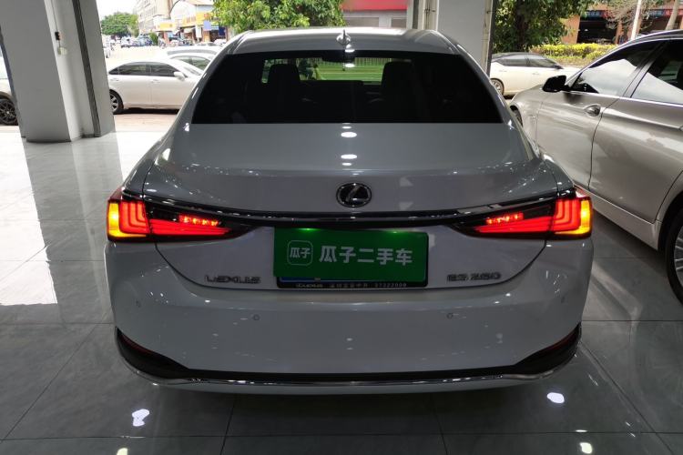 Used Lexus ES 2022 200 Excellence Edition
