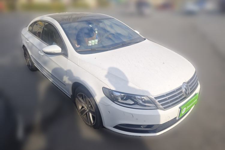 Used Volkswagen FAW-Volkswagen CC 2015 1.8TSI Luxury Model Front Right 45 Deg
