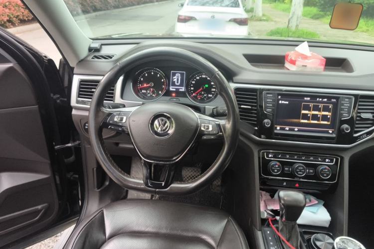 Used Volkswagen Teramont 2017 330TSI Two-Wheel-Drive Luxury Edition Steering Wheel