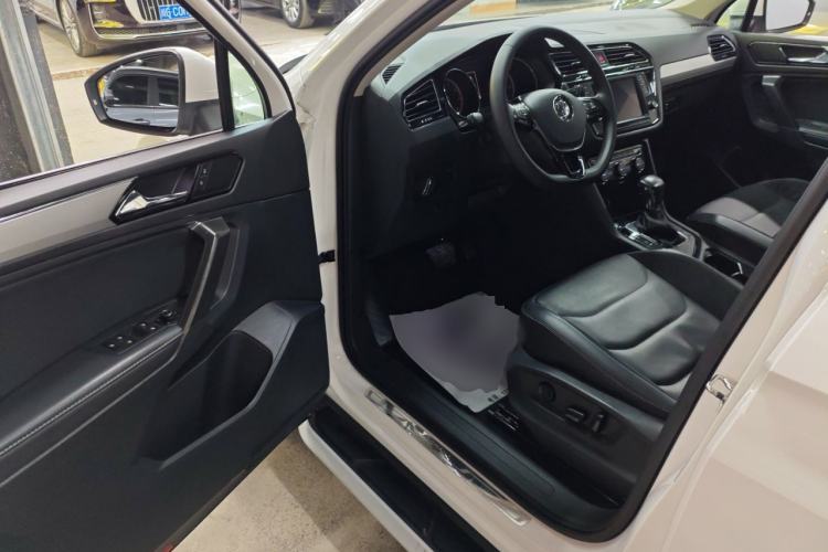 Used Volkswagen Tiguan L 2017 330TSI Automatic Two-Wheel Drive Luxury Edition
