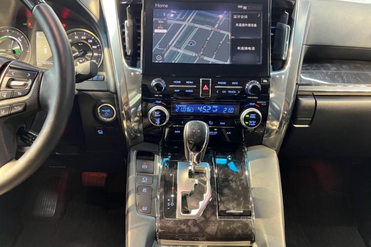 Used Toyota Vellfire 2020 Dual-Engine 2.5L HV Luxury Edition Interior 4