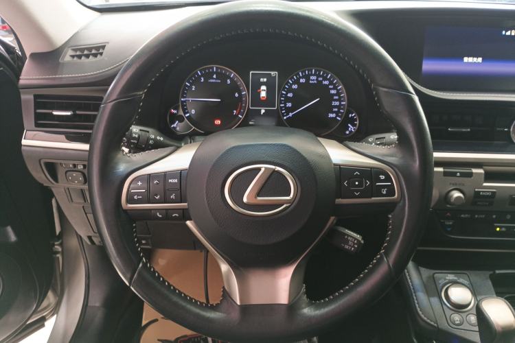 Used Lexus ES 2015 200 Elite Edition
