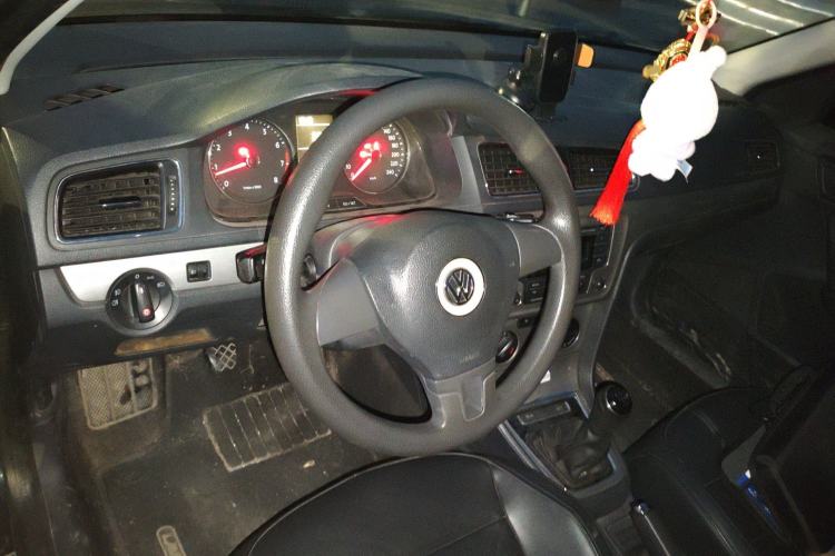 Used Volkswagen Lavida 2015 1.6L Manual Comfort Edition