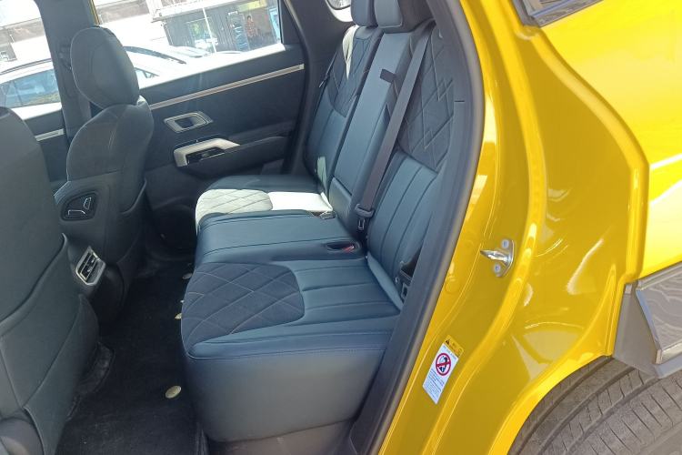 Used Deepal G318 2025 Worry-Free Cross-Country Edition Four-Wheel Drive Distant Mountains Version Left Rear Seat