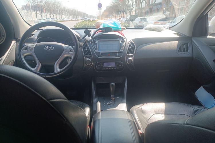Used Hyundai ix35 2015 2.0L Automatic 2WD Smart Version China V Standard
