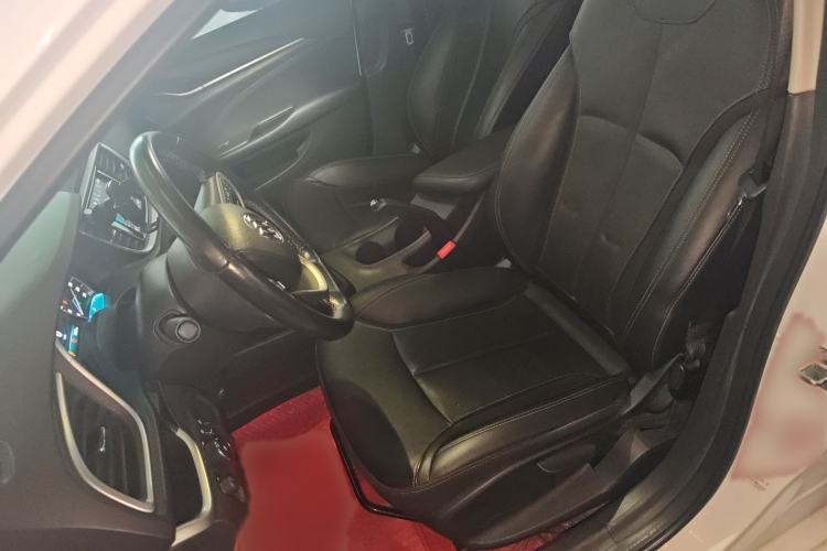 Used Buick Excelle GX 2019 18T Automatic Connected Elite Model China V Standard
